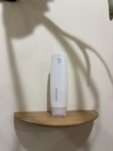 茅ヶ崎の美容室ROVERおすすめのミルクタイプのアウトバス「リケラエマルジョン」